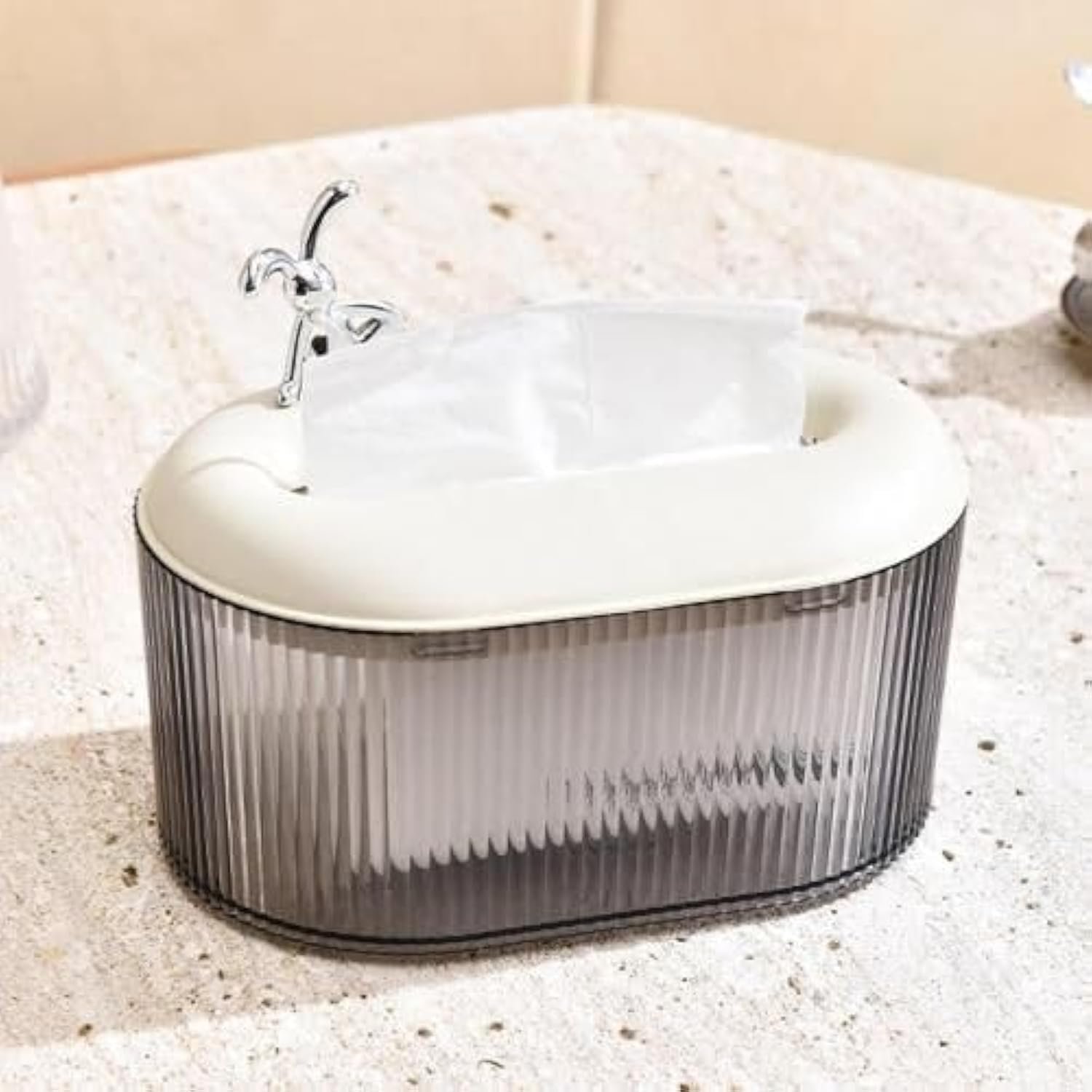 Acrylic Tissue Box With A Distinctive And Elegant Design