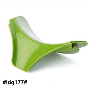 Anti spill pan with round mouth edge deflector silicone funnel