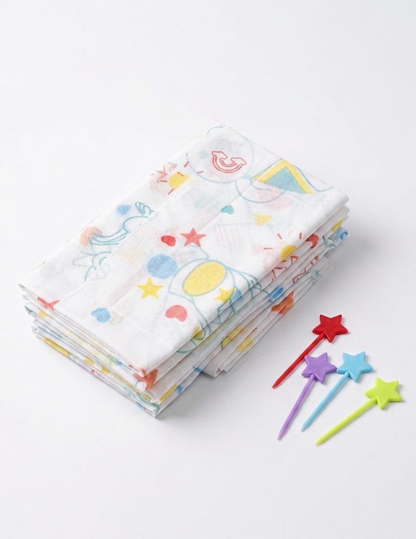 ​Picnic and Camping Mat for Kids and Family, Multi-Purpose Extra Large Outdoor Blanket Waterproof, Soft & Eco-Friendly Material, with 4 Star-Shaped Colorful Fixing Pegs - Beaches, and Outdoor Trips