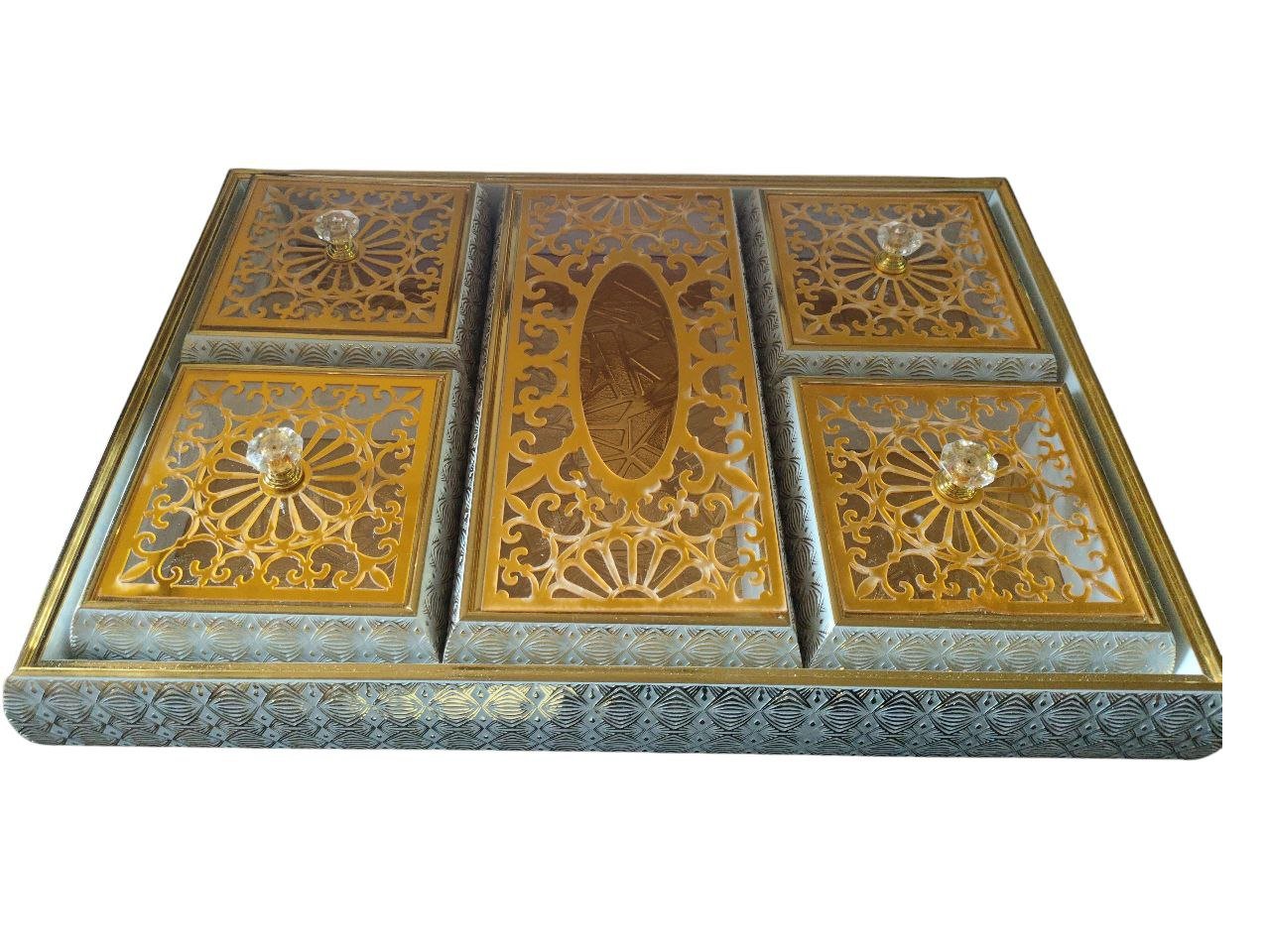 wooden dried fruit tray, set of 4, with tissue box.